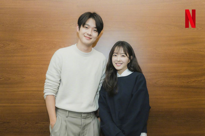 深度改写：崔宇植朴宝英合作编剧新作《那年我们》再度上映!