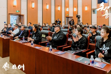 北京发布电影《知音》，探秘翡翠玉石界的人生传奇