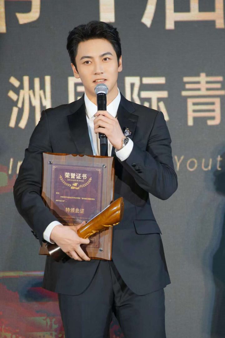 青年演员刘昊宇出演高希希新剧中著名表演艺术家赵丹 -1