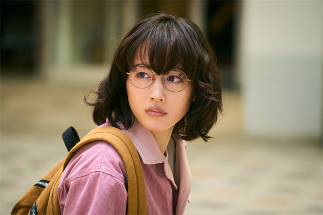 绫濑遥主演《路线29》曝预告，演绎清洁工公路之旅 -1