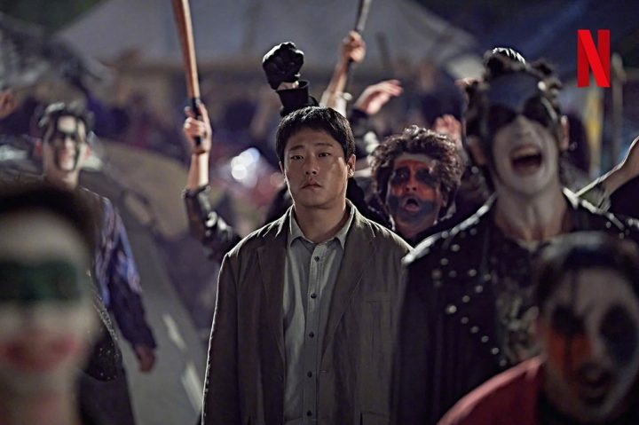 《地狱公使2》曝新剧照，金贤珠主演，炼狱气息再袭！ -1