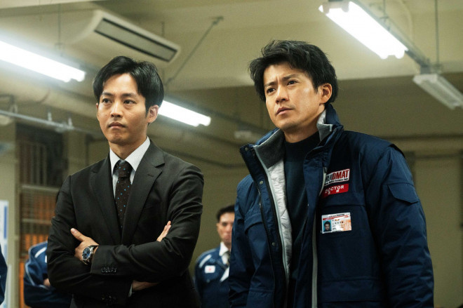 小栗旬主演《前线》预告发布，森七菜、樱井由纪加盟！ -2