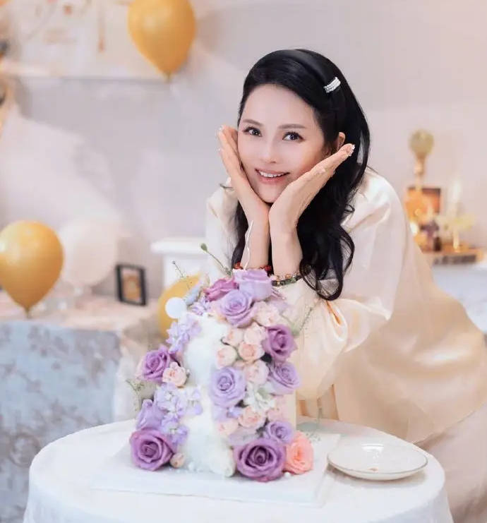 伊能静57岁庆生长文：中年生活的美好 -2