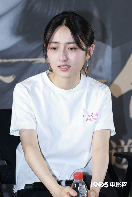 《下一个台风》：李少红、陈妍希提前观影，盛赞张伟丽 -2
