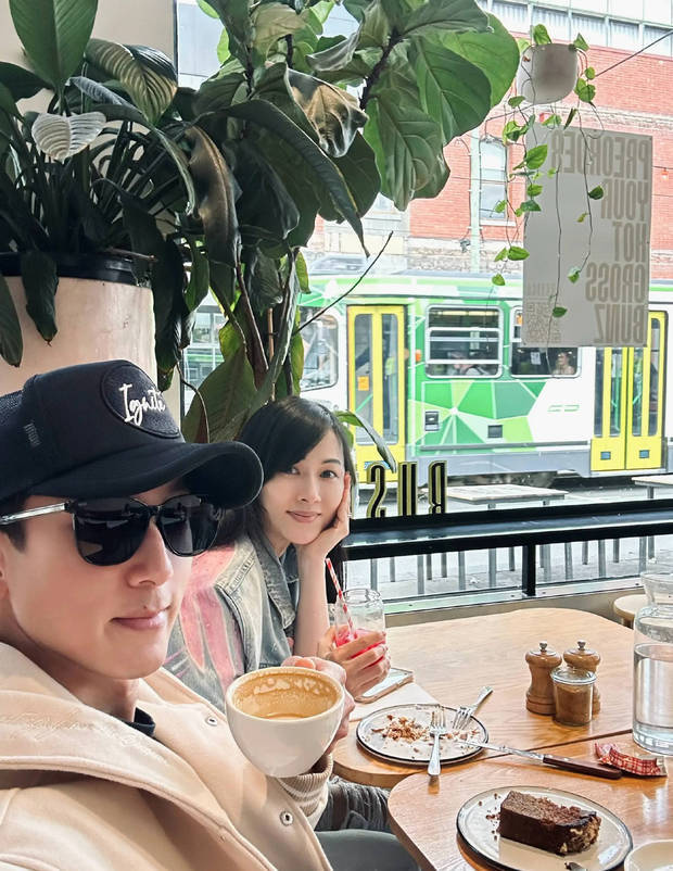吴尊夫妇《牵手旅行》：满屏爱意的甜蜜暴击 -1